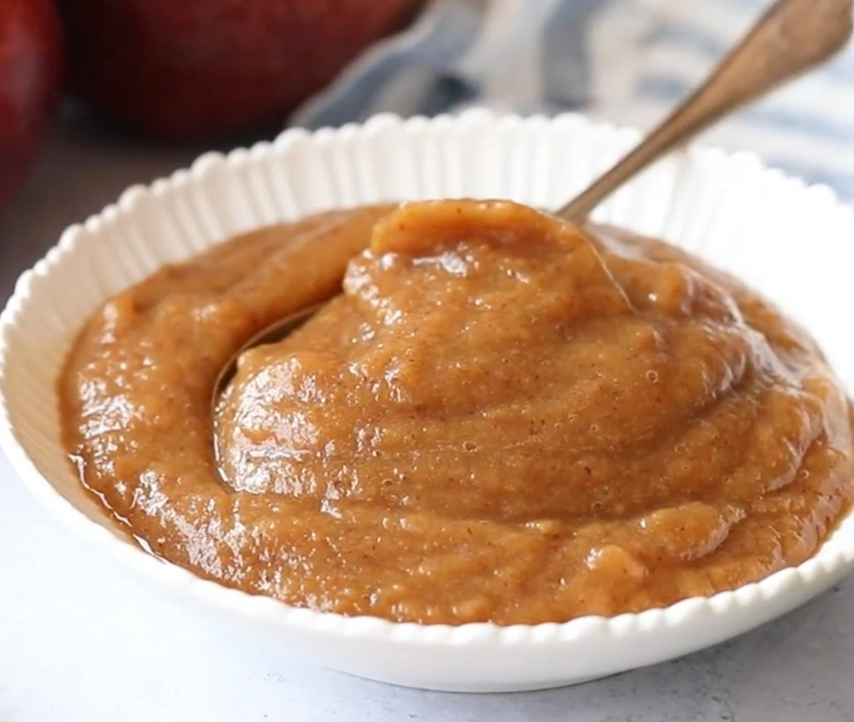 Raw Applesauce with Dates and Celery